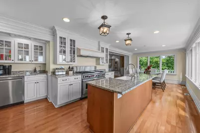 1530  Lake Shore Dr, Lake Geneva, WI 53147 - Photo 10