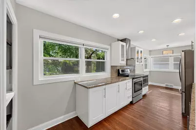 7125 N Longacre Rd, Fox Point, WI 53217 - Photo 26