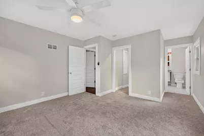 7125 N Longacre Rd, Fox Point, WI 53217 - Photo 14