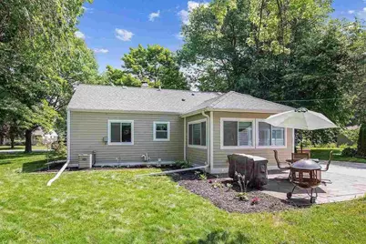 7125 N Longacre Rd, Fox Point, WI 53217 - Photo 20