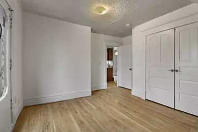 937  Grove Ave, Racine, WI 53405 - Photo 12