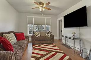 937 Grove Ave, Racine, WI 53405 - Photo 4