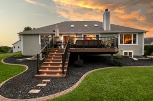 W2366 Mcaleavey Ct, Ashippun, WI 53066 - Photo 4