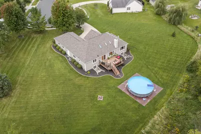 W2366  McAleavey Ct, Ashippun, WI 53066 - Photo 46