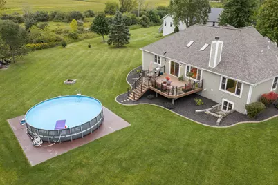 W2366  McAleavey Ct, Ashippun, WI 53066 - Photo 50