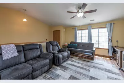 3511  85th St #C, Kenosha, WI 53142 - Photo 6