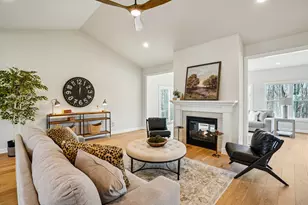 701 Wild Ridge Dr, Lake Geneva, WI 53147 - Photo 6