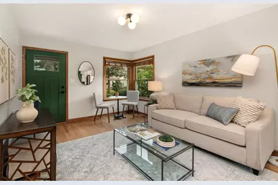 7639 W Lorraine Pl, Milwaukee, WI 53222 - Photo 2