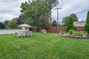 7726 N 49th St, Brown Deer, WI 53223 - Photo 24