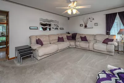 7726 N 49th St, Brown Deer, WI 53223 - Photo 4