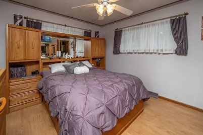 7726 N 49th St, Brown Deer, WI 53223 - Photo 10