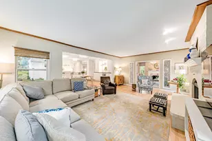 20735 Bartlett Dr, Brookfield, WI 53045 - Photo 8