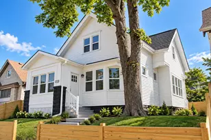 2538 N Hubbard St, Milwaukee, WI 53212 - Photo 2