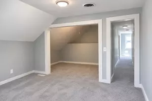 2538 N Hubbard St, Milwaukee, WI 53212 - Photo 16