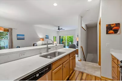 288  Wildflower Cir, Port Washington, WI 53074 - Photo 10