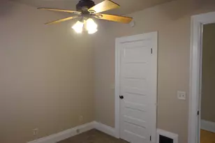 1916 E Webster Pl, Milwaukee, WI 53211 - Photo 6