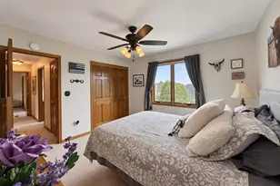 13320 W Crestwood Ct, New Berlin, WI 53151 - Photo 20