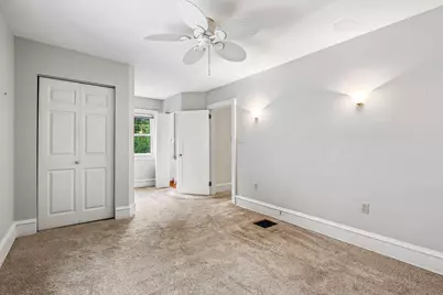 5945 N Shoreland Ave, Whitefish Bay, WI 53217 - Photo 18