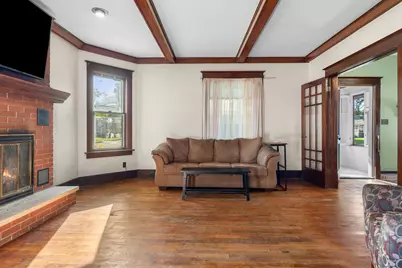 105  Van Ness St, West Salem, WI 54669 - Photo 6