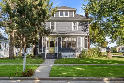105  Van Ness St, West Salem, WI 54669 - Photo 1
