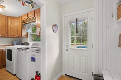 18045  Lamplighter Ln, Brookfield, WI 53045 - Photo 24
