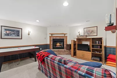 18045  Lamplighter Ln, Brookfield, WI 53045 - Photo 44