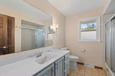 18045  Lamplighter Ln, Brookfield, WI 53045 - Photo 42