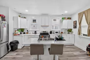 2633 S 3rd St, Milwaukee, WI 53207 - Photo 8