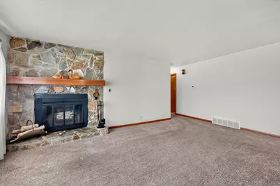 3508 E Oakwood Rd, Oak Creek, WI 53154 - Photo 2