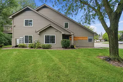 18755  Brookfield Lake Dr #15, Brookfield, WI 53045 - Photo 22