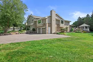 N95W29611 Riverview Ln, Merton, WI 53017 - Photo 4