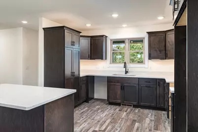 1217  16th Fairway Dr, Viroqua, WI 54665 - Photo 8