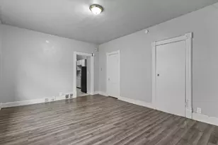 2421 S 5th Pl, Milwaukee, WI 53207 - Photo 16