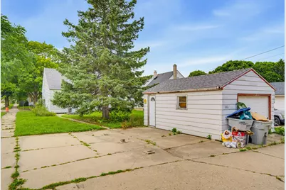 3832 S Herman St, Milwaukee, WI 53207 - Photo 30