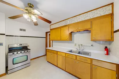 3832 S Herman St, Milwaukee, WI 53207 - Photo 16