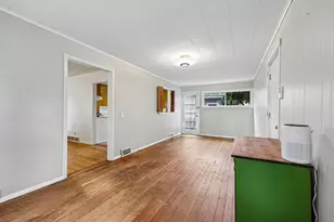 1810 Axel Ave, Madison, WI 53711 - Photo 8