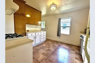 1810  Axel Ave, Madison, WI 53711 - Photo 6