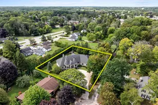 3505 Edgewood Rd, Manitowoc, WI 54220 - Photo 4