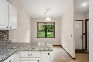 426 Country Club Dr, Lake Geneva, WI 53147 - Photo 22