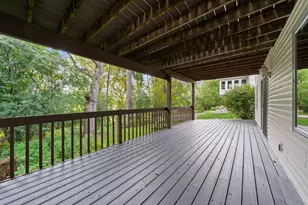 426 Country Club Dr, Lake Geneva, WI 53147 - Photo 14