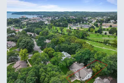 426  Country Club Dr, Lake Geneva, WI 53147 - Photo 32