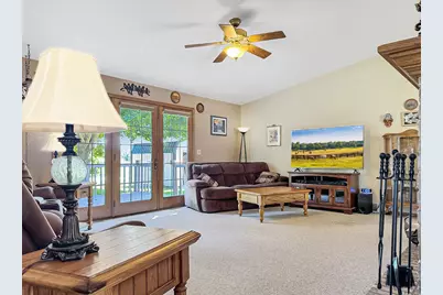 3727 S 10th St, Sheboygan, WI 53081 - Photo 4