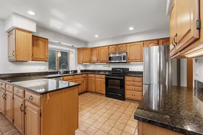 2944  Ridley Rd, Delafield, WI 53029 - Photo 8