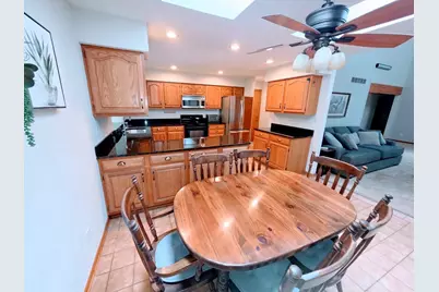 2944  Ridley Rd, Delafield, WI 53029 - Photo 8
