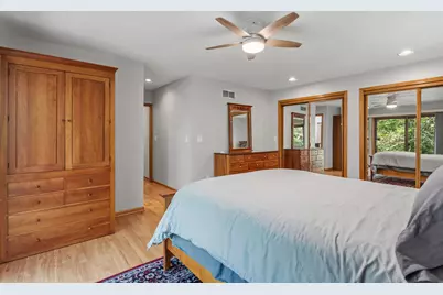 2944  Ridley Rd, Delafield, WI 53029 - Photo 14