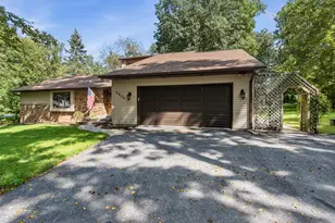 2944 Ridley Rd, Delafield, WI 53029 - Photo 50