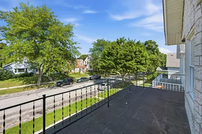 3713 E Cudahy Ave #3715, Cudahy, WI 53110 - Photo 12