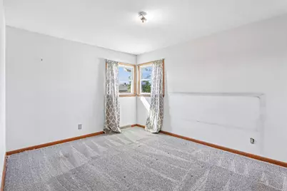 2218  Catalpa Rd, Madison, WI 53713 - Photo 16