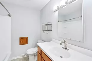 2218 Catalpa Rd, Madison, WI 53713 - Photo 8