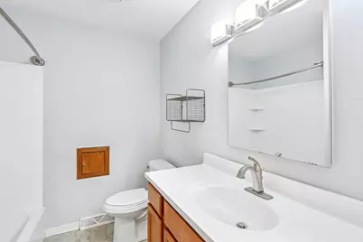 2218  Catalpa Rd, Madison, WI 53713 - Photo 18